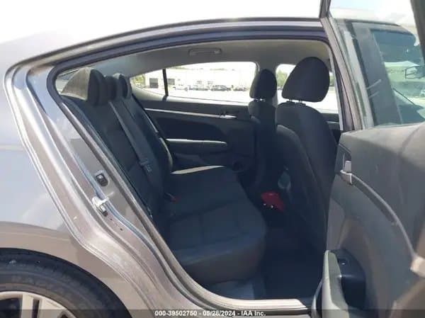 Hyundai Elantra 2020