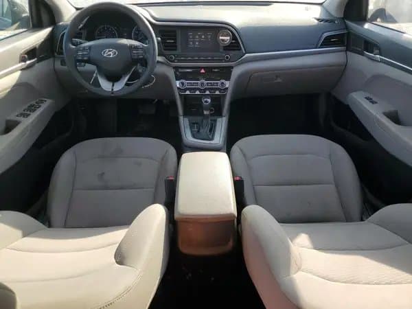 Hyundai Elantra 2020