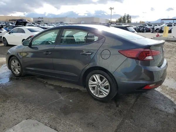 Hyundai Elantra 2020