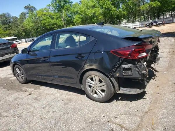 Hyundai Elantra 2020