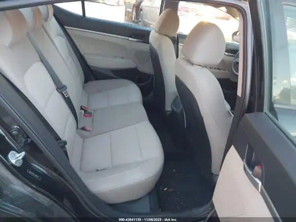 Hyundai Elantra 2020
