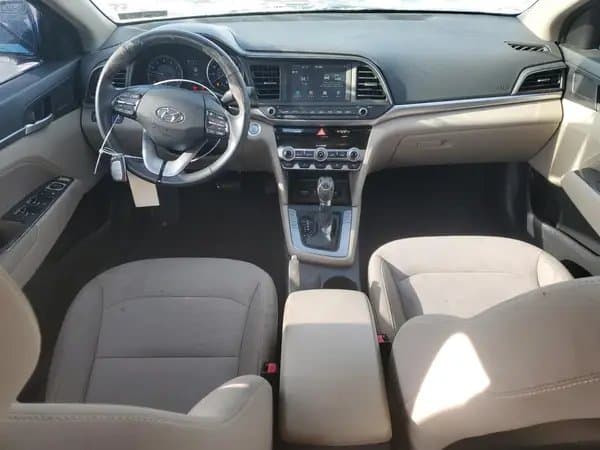 Hyundai Elantra 2020