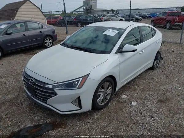Hyundai Elantra 2020