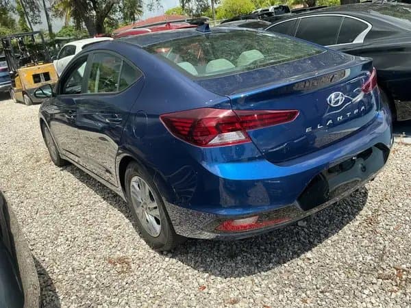 Hyundai Elantra 2020