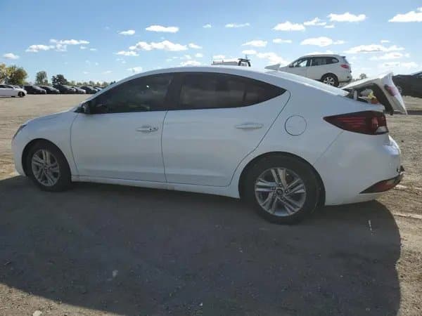 Hyundai Elantra 2020