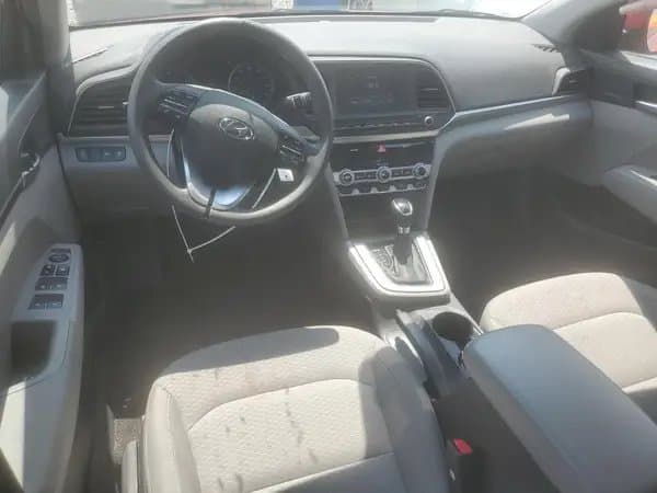 Hyundai Elantra 2020