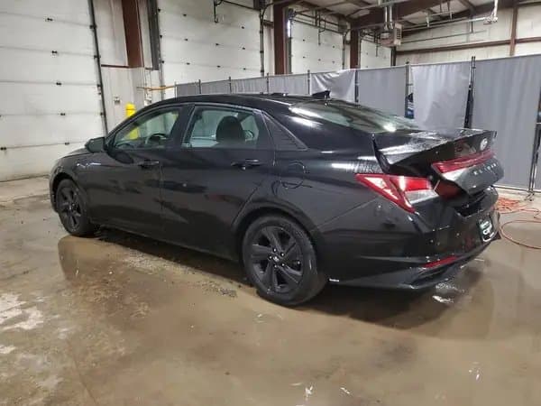 Hyundai Elantra 2021