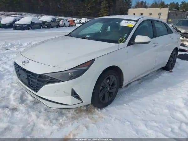 Hyundai Elantra 2021
