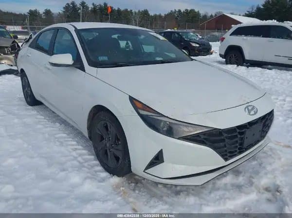Hyundai Elantra 2021
