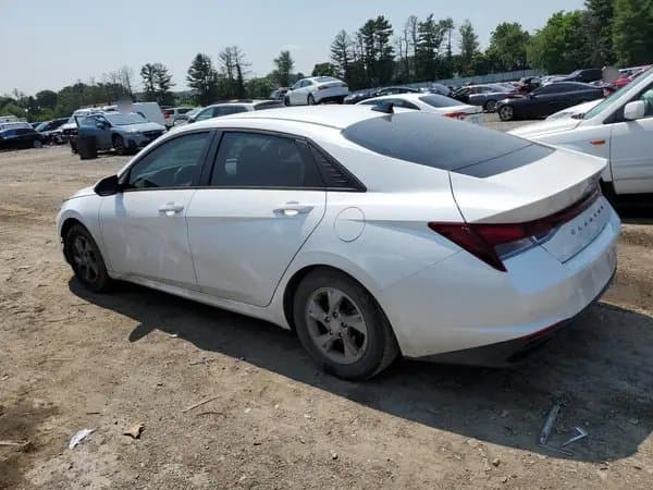Hyundai Elantra 2021