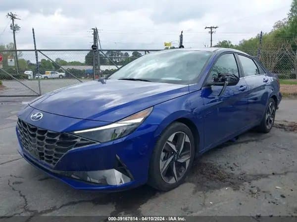 Hyundai Elantra 2021