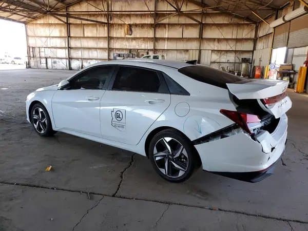 Hyundai Elantra 2021