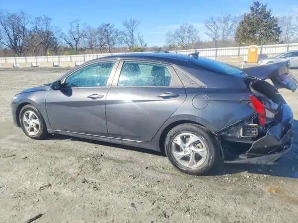 Hyundai Elantra 2021