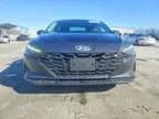 Hyundai Elantra 2021