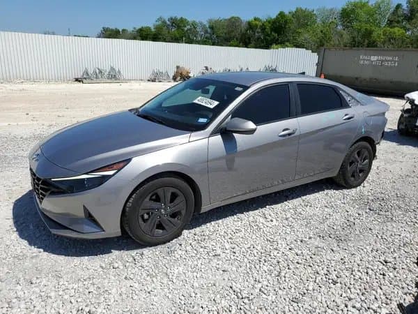 Hyundai Elantra 2021