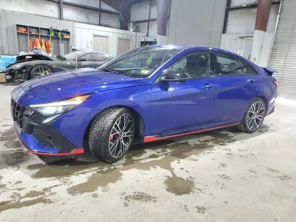 Hyundai Elantra 2022