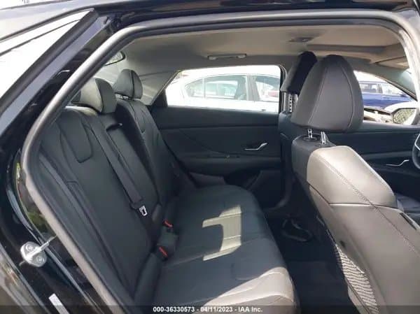 Hyundai Elantra 2022