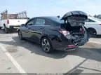 Hyundai Elantra 2022