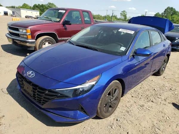 Hyundai Elantra 2022