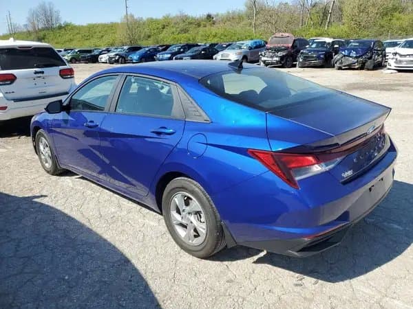 Hyundai Elantra 2022