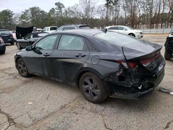 Hyundai Elantra 2023