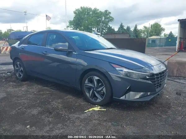 Hyundai Elantra 2023