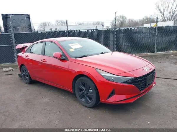 Hyundai Elantra 2023