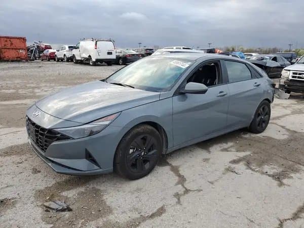 Hyundai Elantra 2023