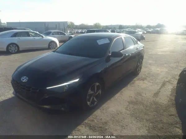 Hyundai Elantra 2023