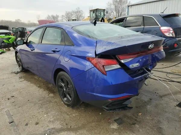 Hyundai Elantra 2023