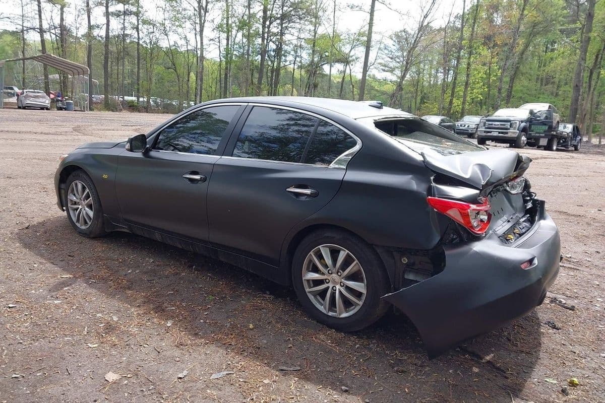 Infiniti Q50 2016