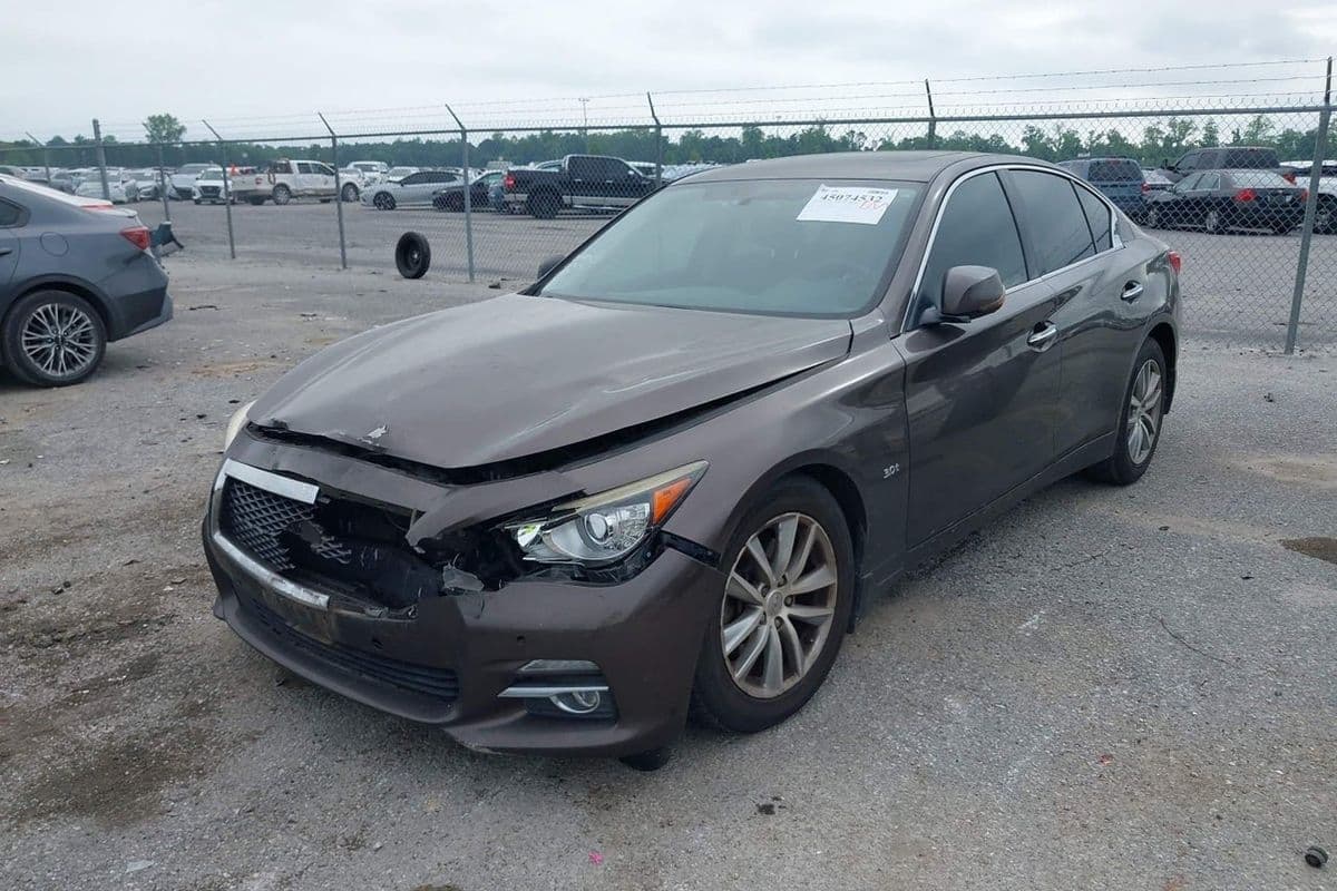Infiniti Q50 2016