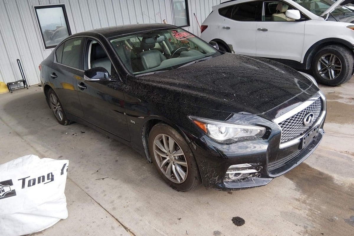Infiniti Q50 2017