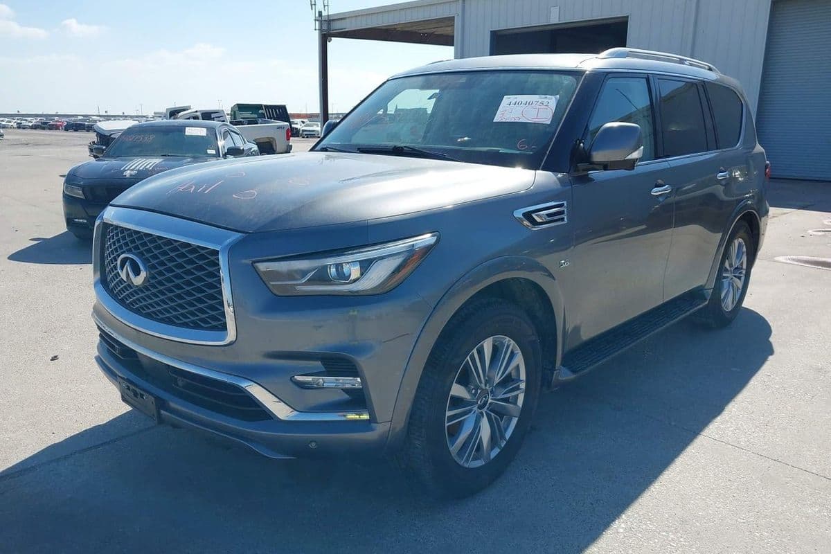 Infiniti QX80 2020