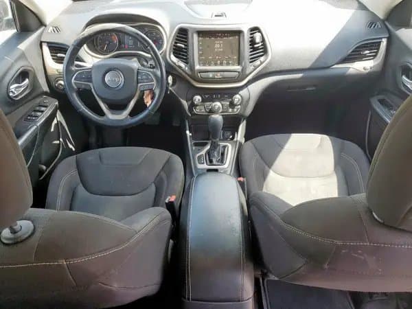 Jeep Grand Cherokee 2016
