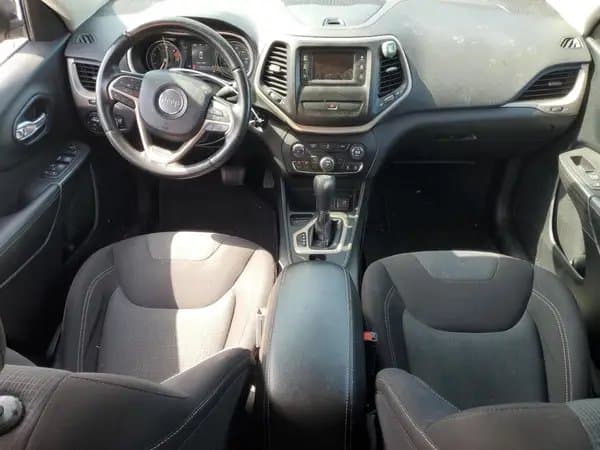 Jeep Grand Cherokee 2016