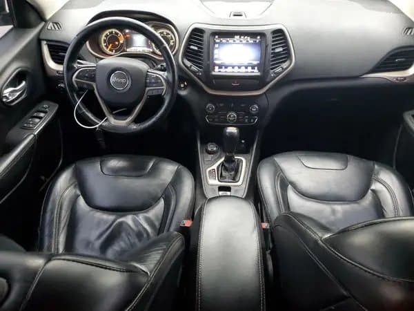 Jeep Grand Cherokee 2016