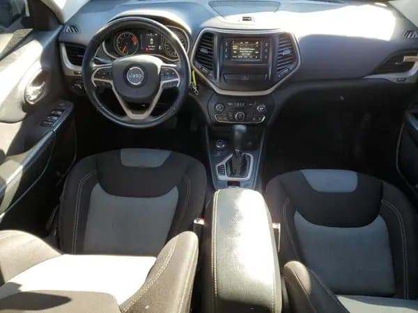 Jeep Grand Cherokee 2017