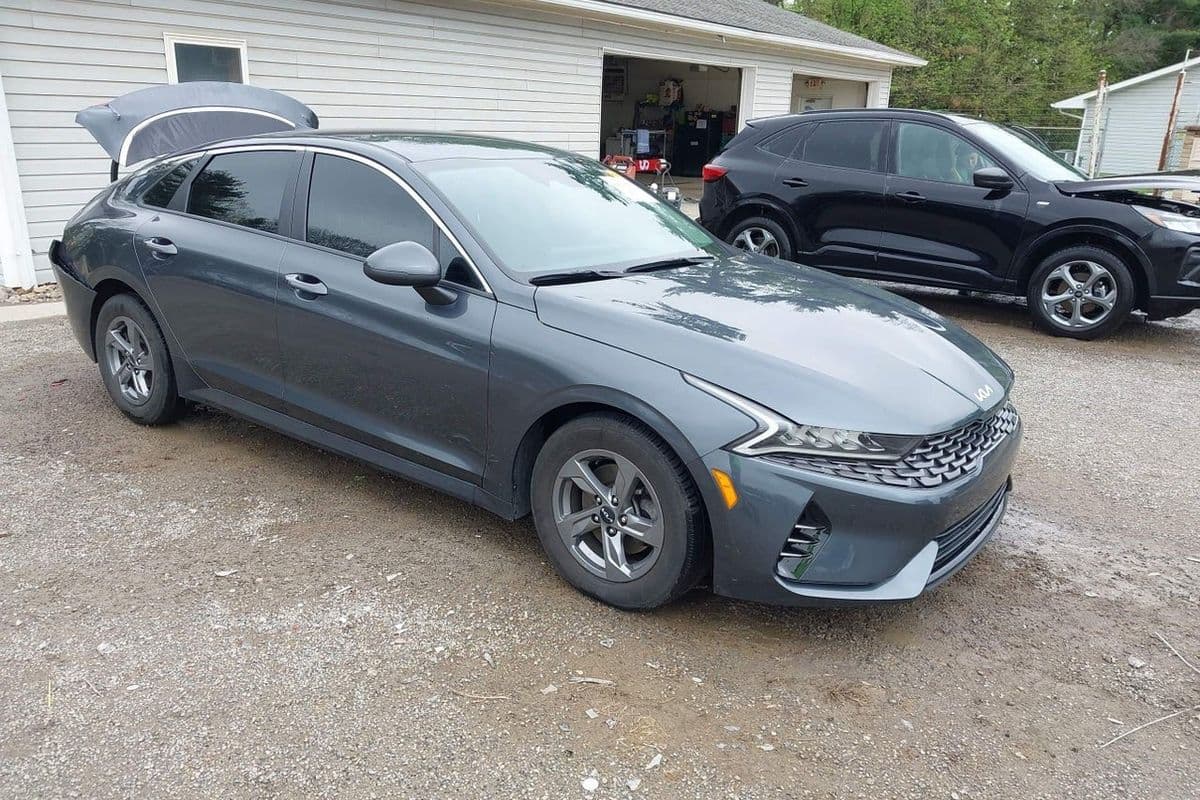 Kia K5 2023