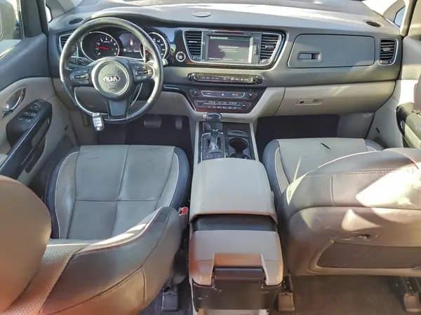 Kia Sedona 2016