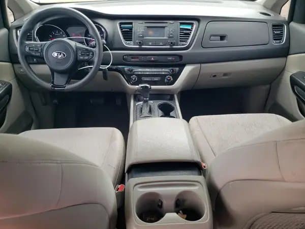 Kia Sedona 2016