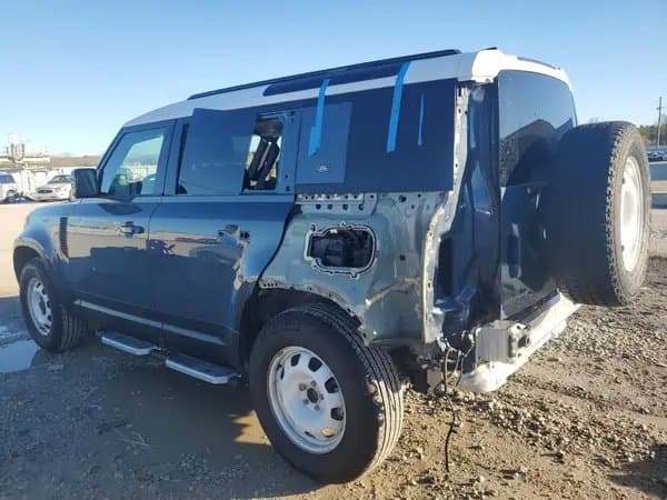 Land Rover Defender 2022