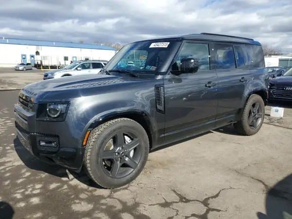 Land Rover Defender 2024