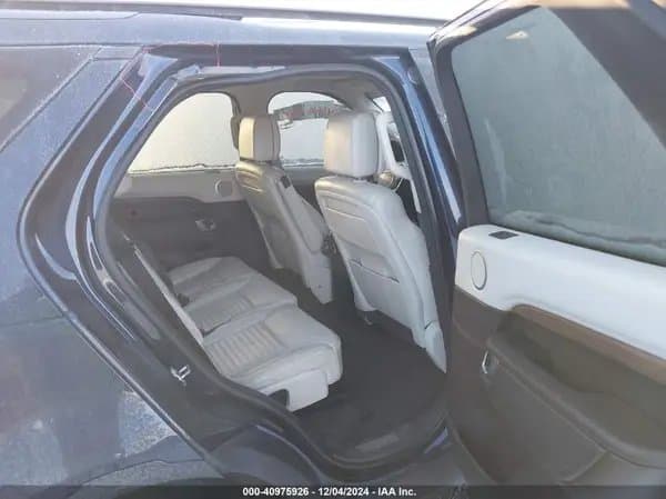 Land Rover Discovery 2018