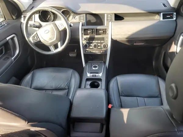 Land Rover Discovery 2018