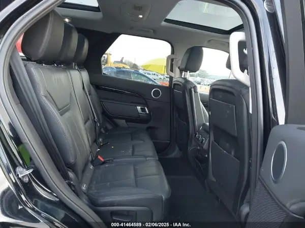 Land Rover Discovery 2019