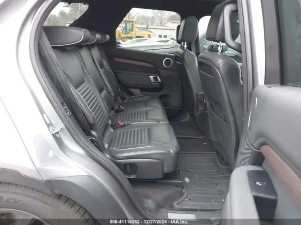 Land Rover Discovery 2020