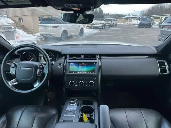 Land Rover Discovery 2020