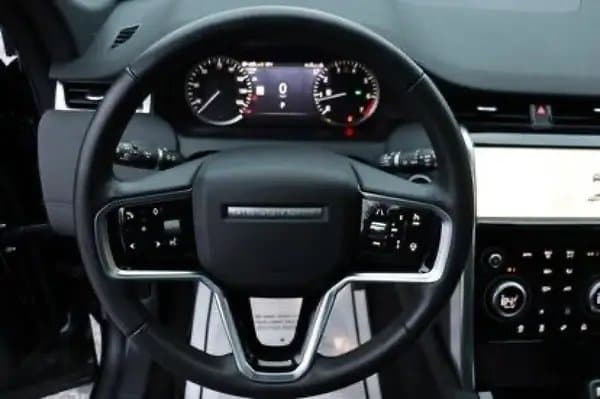 Land Rover Discovery 2023