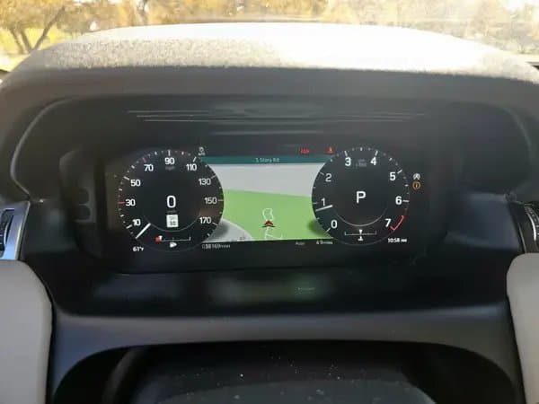 Land Rover Discovery Sport 2021